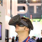 HTC quiere lanzar un dispositivo de realidad virtual móvil este año